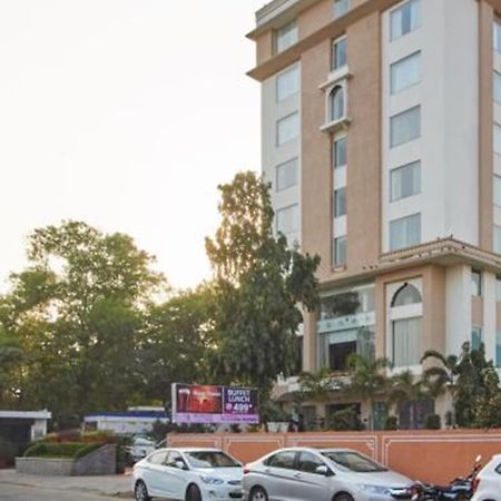 รีเจนตา เซ็นทรัล ชัล มาฮาล Hotel ชัยปุระ ภายนอก รูปภาพ